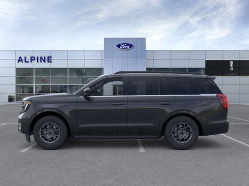 New 2026 Ford Expedition Active image 3