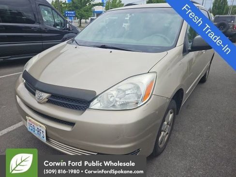 Used 2004 Toyota Sienna LE FWD image 1