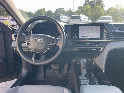 Used 2025 Toyota Camry LE FWD image 24