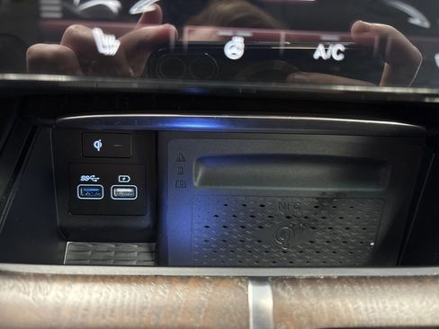 Used 2024 Genesis GV80 2.5T image 38