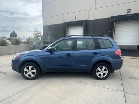 Used 2013 Subaru Forester 2.5X w/ Alloy Wheel Pkg AWD/4WD image 2