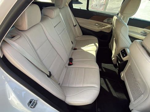 Used 2022 Mercedes-Benz GLE 350 4MATIC image 17