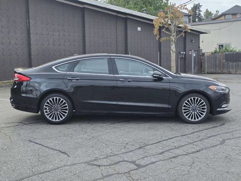 Used 2018 Ford Fusion Titanium AWD/4WD image 4