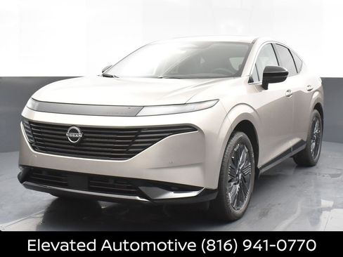 Certified 2025 Nissan Murano Platinum w/ Cargo Package image 2