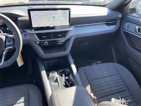 New 2026 Ford Explorer ST-Line w/ ST-Line Street Pack image 15