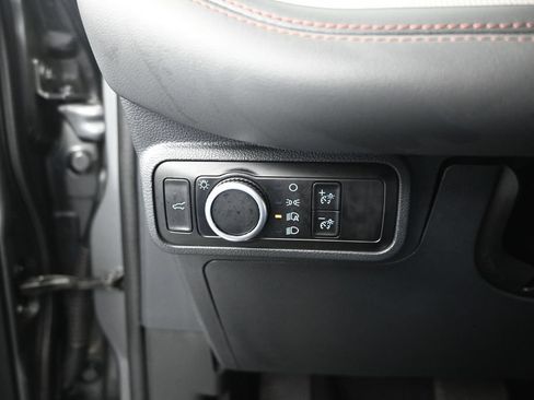 Used 2025 Ford Explorer Active RWD image 12