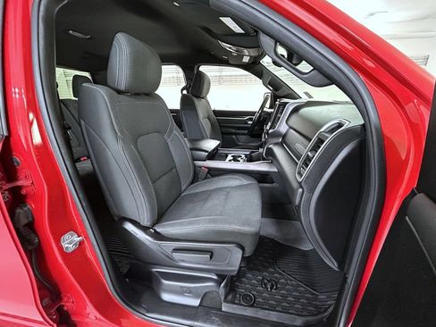Used 2019 RAM 1500 Big Horn AWD/4WD image 15