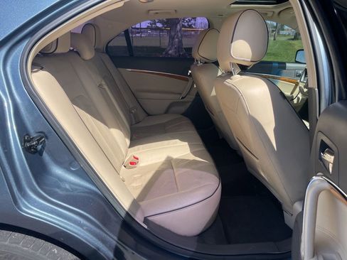 Used 2012 Lincoln MKZ image 16