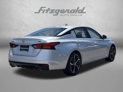 Used 2024 Nissan Altima 2.5 SR FWD image 4