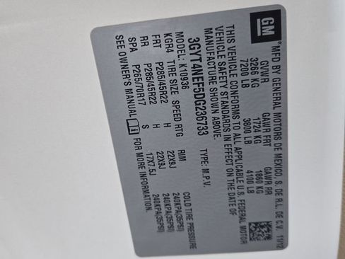 Used 2013 Cadillac Escalade EXT Premium image 32