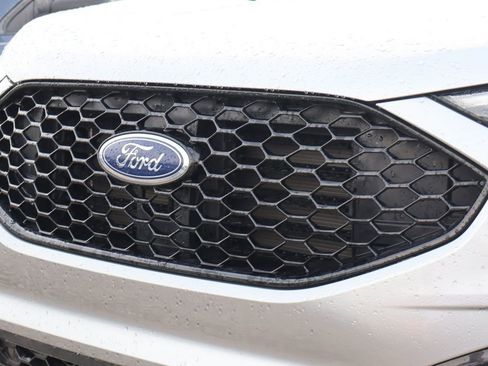 Used 2022 Ford Edge ST-Line AWD/4WD image 2