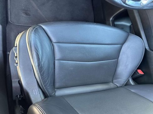 Used 2024 Cadillac XT6 Premium Luxury image 10