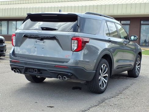 Certified 2022 Ford Explorer ST AWD/4WD image 5