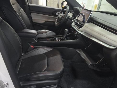 Used 2025 Jeep Compass Limited AWD/4WD image 6