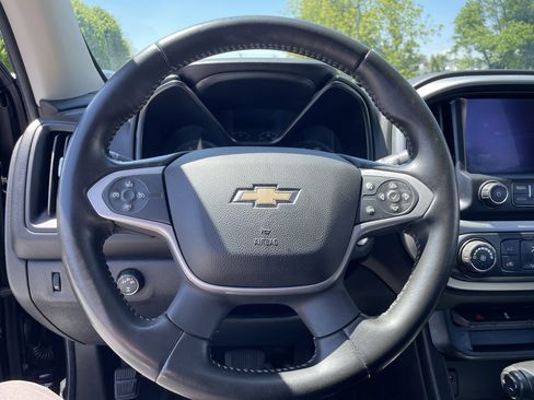 Used 2016 Chevrolet Colorado LT w/ LT Convenience Package AWD/4WD image 13