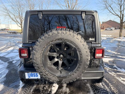 Used 2020 Jeep Wrangler Unlimited Sport S image 4