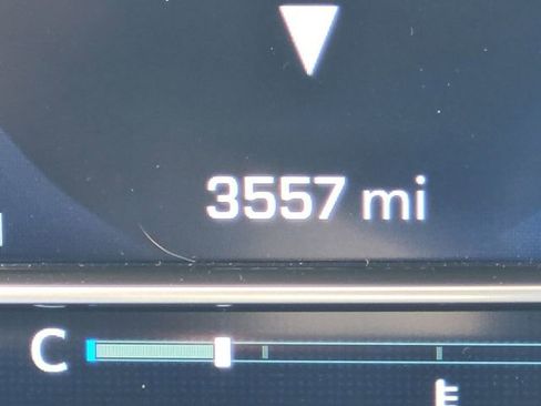 Used 2025 Chevrolet Silverado 2500 LTZ w/ LTZ Premium Package image 32