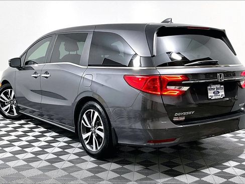 Used 2024 Honda Odyssey Touring image 11