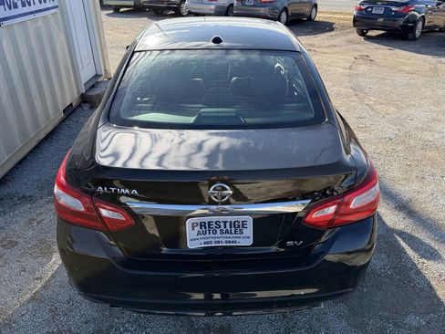 Used 2016 Nissan Altima 3.5 SL w/ 3.5 Technology Package image 7