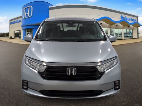 Used 2023 Honda Odyssey Touring image 3