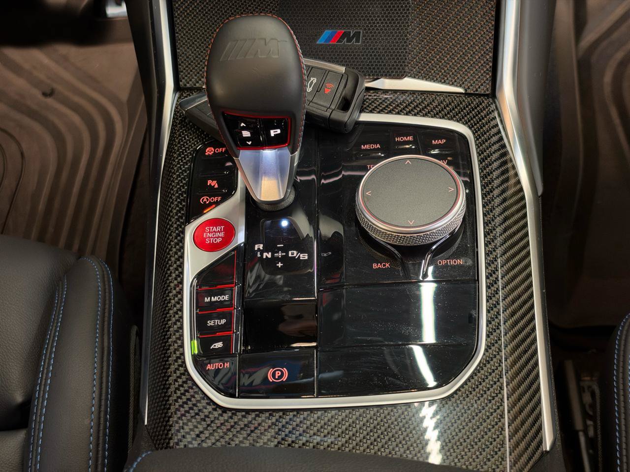 Used 2026 BMW M2 w/ Lighting Package RWD image 32