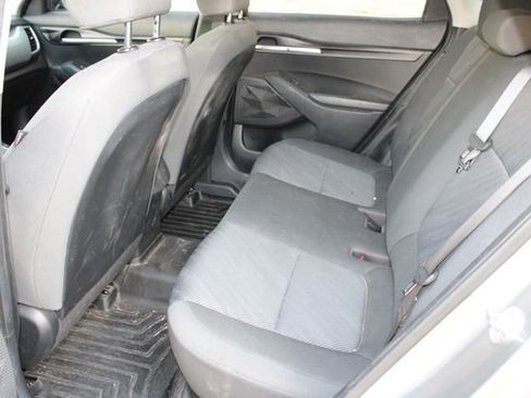 Used 2023 Kia Seltos LX image 5