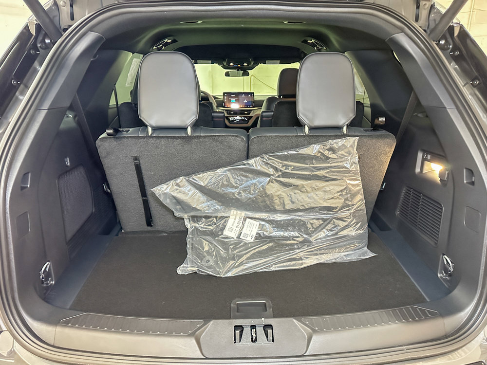 New 2027 Ford Explorer ST-Line AWD/4WD image 13