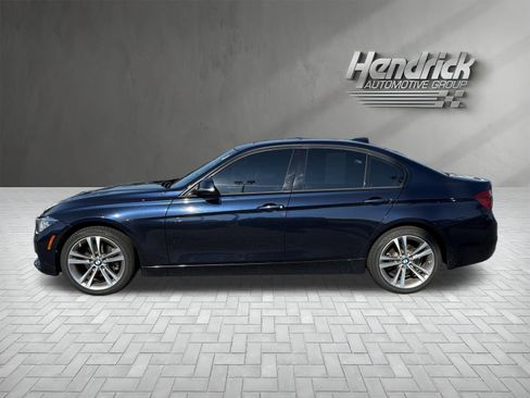 Used 2016 BMW 328i Sedan RWD image 5