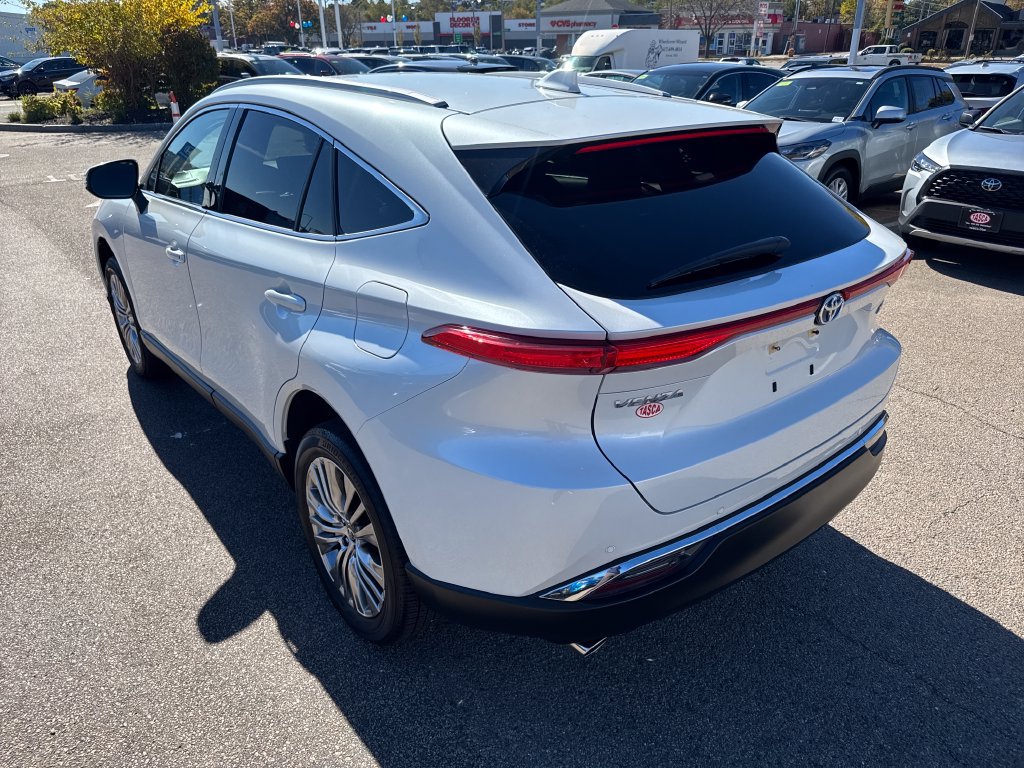 Used 2023 Toyota Venza XLE AWD/4WD image 5