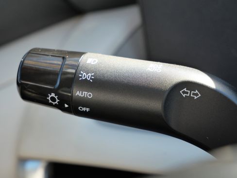 Certified 2025 Hyundai Tucson SE image 33