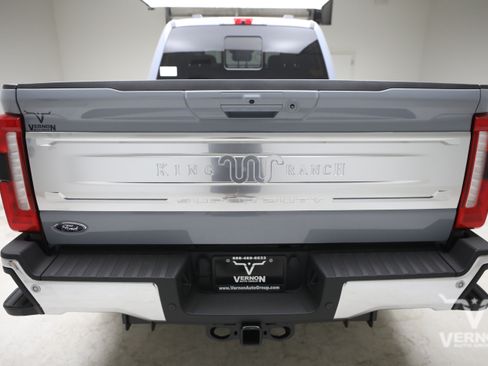 Used 2026 Ford F250 King Ranch w/ Chrome Package AWD/4WD image 4