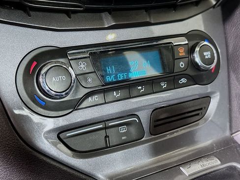 Used 2013 Ford Focus Titanium image 31