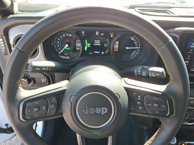 Used 2024 Jeep Wrangler Unlimited AWD/4WD image 4