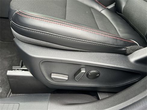 Used 2025 Ford Escape ST-Line Select w/ Class II Trailer Tow Package image 14