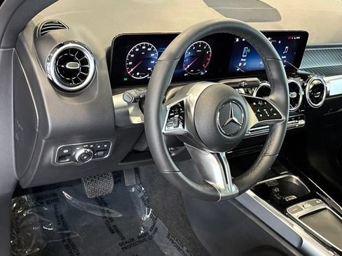 Certified 2026 Mercedes-Benz GLB 250 4MATIC image 12