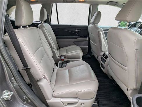 Used 2017 Honda Pilot Elite image 22