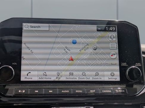 Used 2024 Nissan Pathfinder Platinum w/ Black Appearance Package image 24