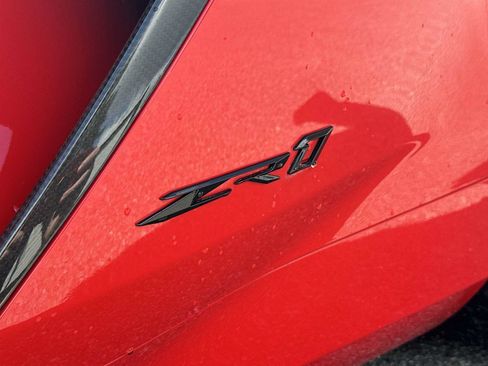 Used 2025 Chevrolet Corvette ZR1 w/ ZR1 Carbon Fiber Aero Package RWD image 11