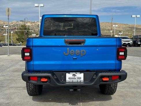New 2026 Jeep Gladiator Mojave image 4