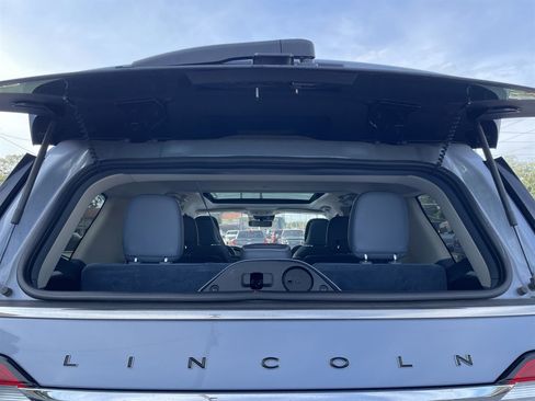 Used 2018 Lincoln Navigator Black Label w/ Cargo Package AWD/4WD image 53