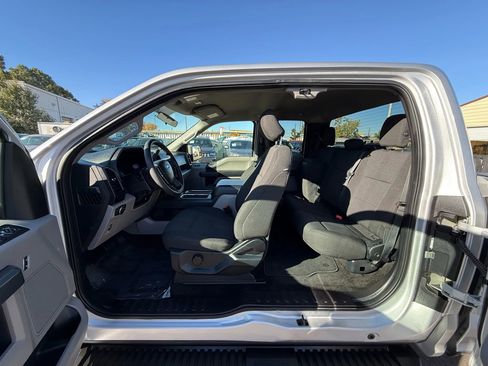Used 2018 Ford F150 XL w/ Equipment Group 101A Mid AWD/4WD image 22