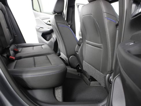 New 2026 Buick Envista Sport Touring w/ Convenience I Package FWD image 19