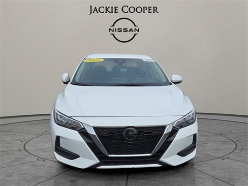 Used 2022 Nissan Sentra SV w/ Trunk Package image 8