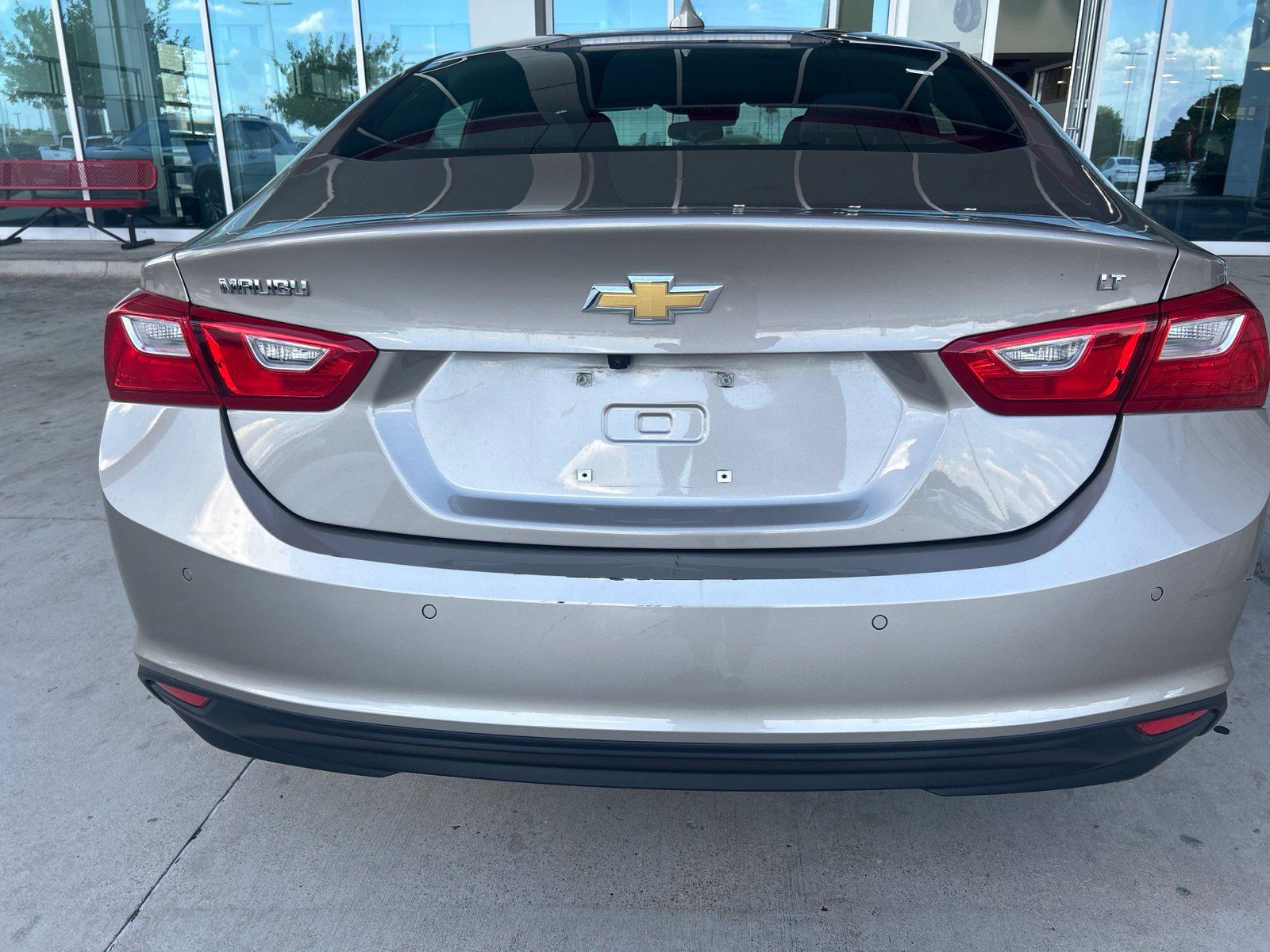 Used 2024 Chevrolet Malibu LT FWD image 11