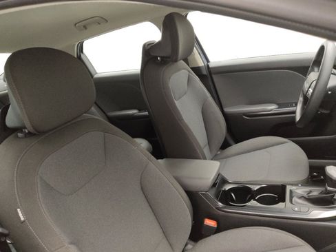 Used 2025 Kia K4 FWD image 21