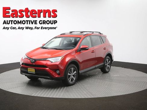 Used 2017 Toyota RAV4 XLE AWD/4WD image 57