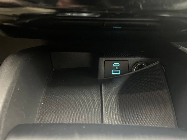 Used 2023 Ford Escape ST-Line w/ Tech Pack #1 AWD/4WD image 28