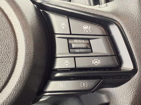 Certified 2024 Subaru Crosstrek 2.0i Premium image 19