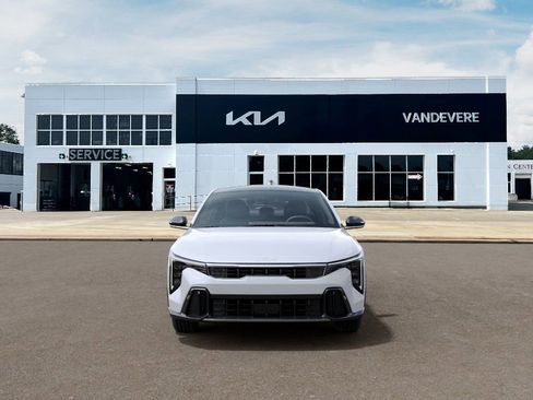 New 2026 Kia K4 GT-Line FWD image 3
