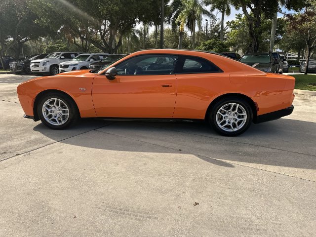 Used 2025 Dodge Charger Daytona R/T w/ Sun & Sound Package AWD/4WD image 32